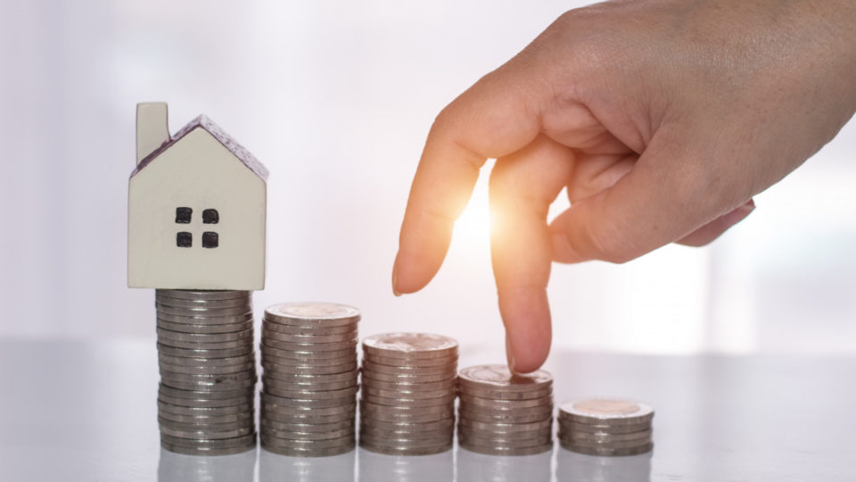 Fixed-rate mortgages drop below 3 per cent but borrowers hold out for more