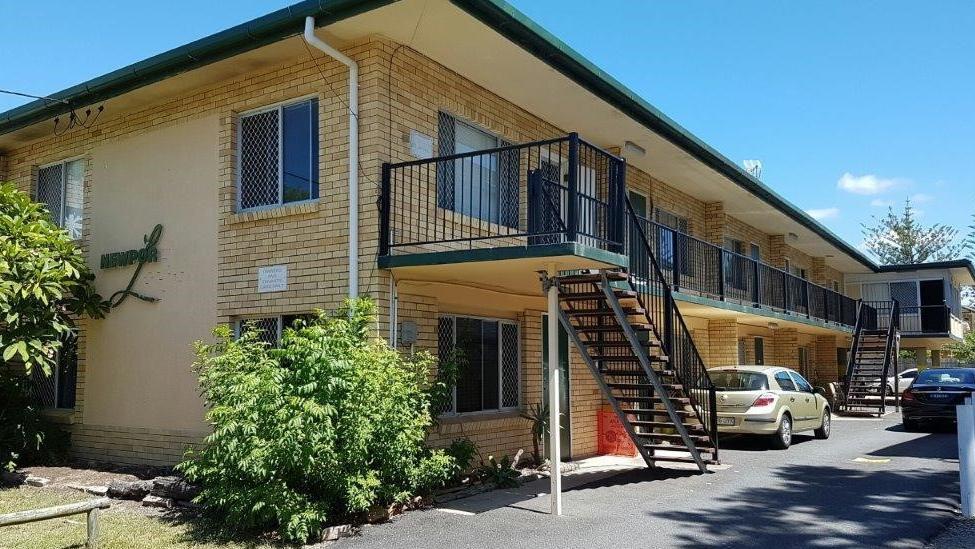 Ex-housing commission resident with 20 homes says property buyers have wrong mindset