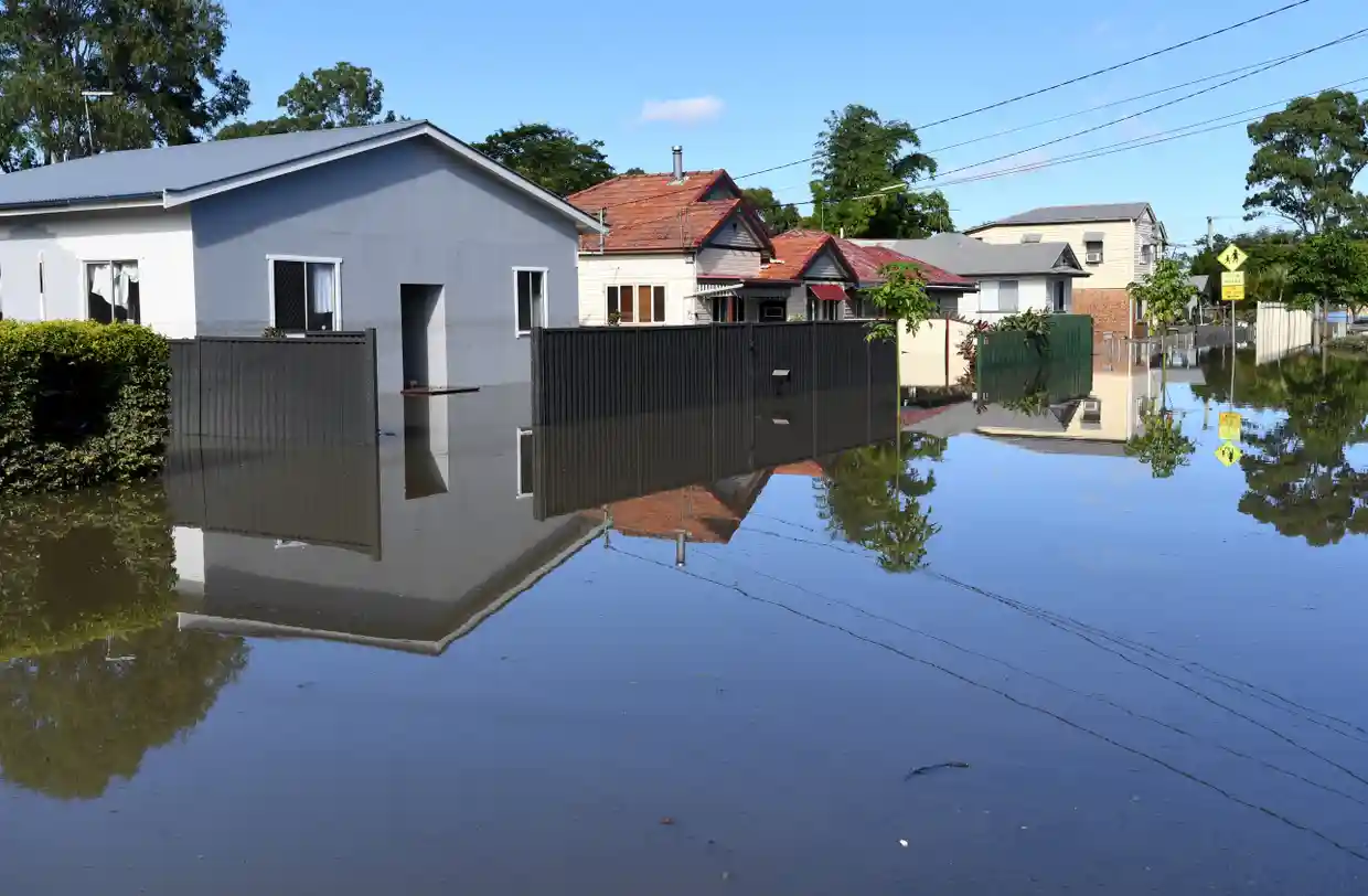 ‘Urgent’ national housing summit needed, Queensland industry groups and charities say?